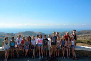 Mit den Spanisch-Sprachschülern beim Kulturausflug zur Meerenge von Gibraltar, hier am Mirador.