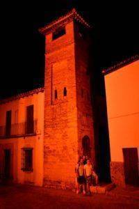 Ausflug nach Ronda mit den Spanischsprachschülern am Minaret.