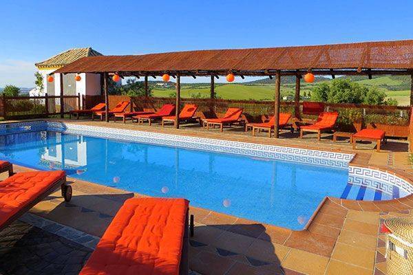 spanish-learning-practicing-yoga-pool