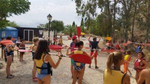canyoning instructions with students from the camp in Prado del Rey