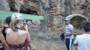 Vulture lesson for the kids and students at language and nature camp in Prado del Rey